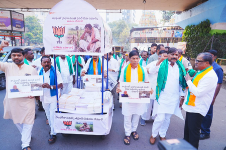 Telangana BJP MLAs reach Assembly with farmers’ petitions on pushcart