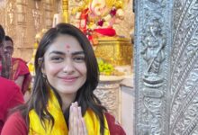 Mrunal Thakur seeks Bappa’s blessings during her visit to Pune