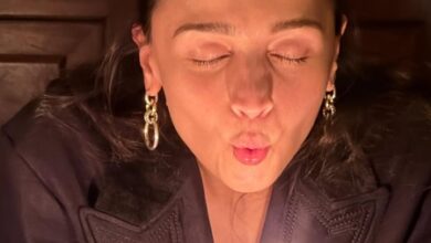 Alia Bhatt’s mother Soni Razdan, father Mahesh Bhatt pen heartwarming handwritten note on her 33rd birthday