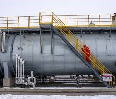 Gas surge drives US lawmakers to tax major oil companies