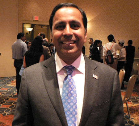 Krishnamoorthi narrowly loses bid for Democratic Senate nomination 