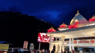 Devotees in large numbers throng temples across nation on first day of Chaitra Navratri