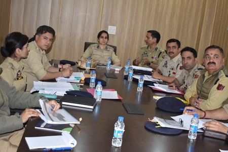 As Mata Vaishno Devi rush picks up, J&K Police hold crime review meeting in Reasi