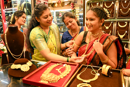 India’s gold reserves rise to 0.68 billion