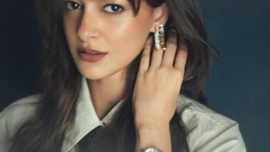 Ananya Panday asks if she is too active on Insta after getting bangs, mom reacts Ananya Panday asks if she is too active on Insta after getting bangs, mom reacts