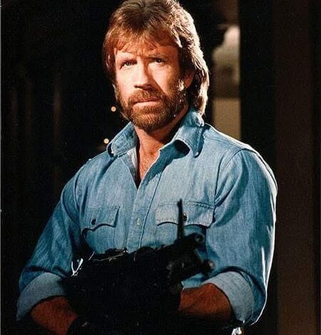 Akshay Kumar calls watching late Chuck Norris on screen ‘education’ Akshay Kumar calls watching late Chuck Norris on screen ‘education’