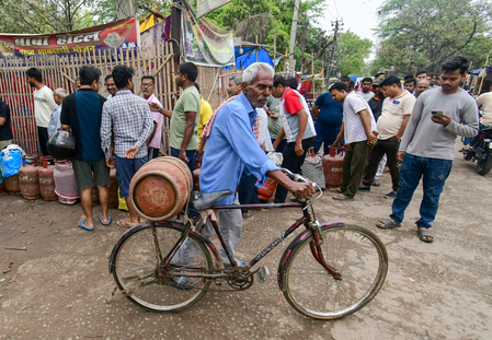 More LPG released for priority sectors, petrol pumps getting regular supplies: Govt