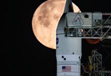 NASA returns moon mission rocket, spacecraft back to launch pad