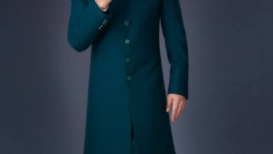 Shah Rukh Khan wishes everyone ‘joy & peace’ this Eid: May we get all that we pray for