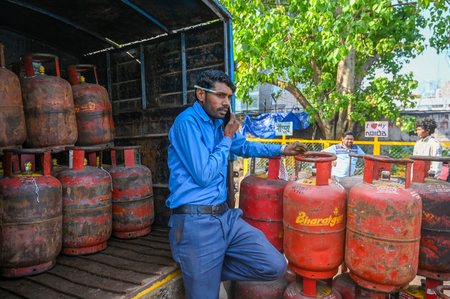 Domestic LPG supply remains normal, panic bookings dip: Govt Domestic LPG supply remains normal, panic bookings dip: Govt