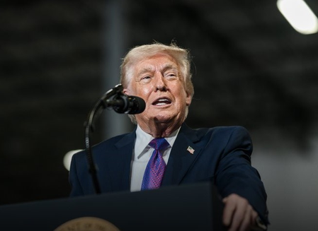 Trump threatens to deploy ICE agents for airport security over funding impasse