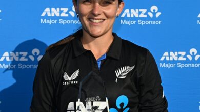 Amelia Kerr creates world record with 10 straight 30-plus T20I scores Amelia Kerr creates world record with 10 straight 30-plus T20I scores
