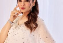 Raveena Tandon opens up on insecurities in career & classroom politics