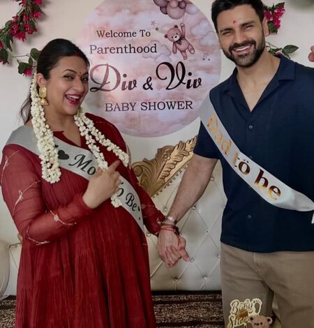 Mommy-to-be Divyanka Tripathi radiates pregnancy glow at surprise baby shower event Mommy-to-be Divyanka Tripathi radiates pregnancy glow at surprise baby shower event