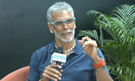 Milind Soman says ‘Seinfeld’, ‘Friends’ humour wouldn’t work in today’s times: You can’t talk freely Milind Soman says ‘Seinfeld’, ‘Friends’ humour wouldn’t work in today’s times: You can’t talk freely