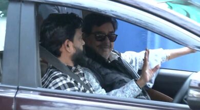 BJP to complain to EC over Shatrughan Sinha’s use of blue‑beacon vehicle during campaign