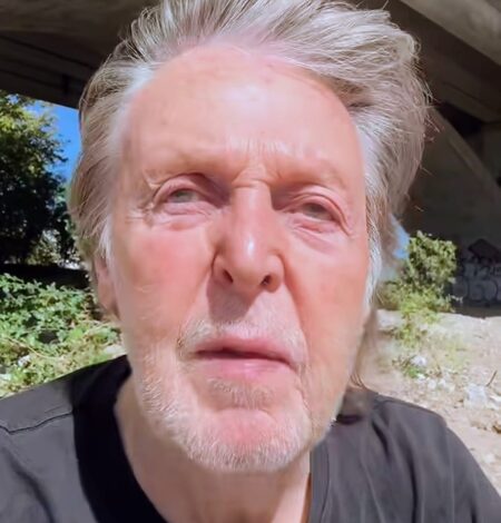 Paul McCartney shares how he mended friendship with John Lennon Paul McCartney shares how he mended friendship with John Lennon