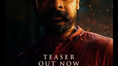 Tovino Thomas-starrer ‘Pallichatambi’ teaser promises a gripping period film!
