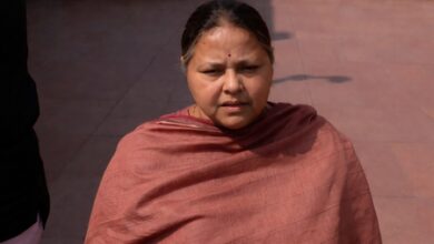 RJD takes jibe at Nitish Kumar for retaining JD-U presidency