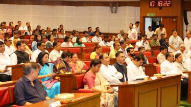 Maha Assembly Assurance Committee expresses concern over bureaucratic apathy​