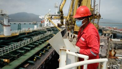 Oil markets volatile amid conflict fears, diplomacy hopes