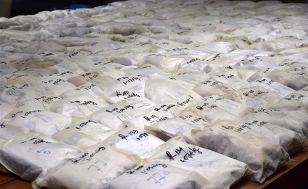 Man charged after 20 kg of heroin found in luggage at Sydney Airport