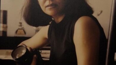 Deepti Naval takes trip down memory lane with old photograph from younger days