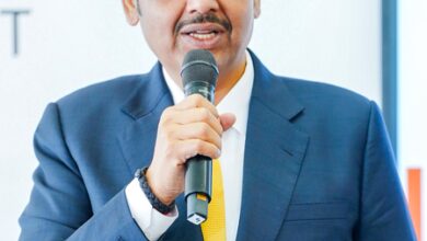 CM Fadnavis directs secretary-level panel to assist onion farmers