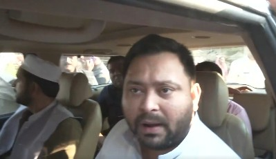 Tejashwi Yadav meets family of man killed in ‘police firing’ in Muzaffarpur