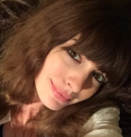 Anne Hathaway vows to stay away from stress Anne Hathaway vows to stay away from stress