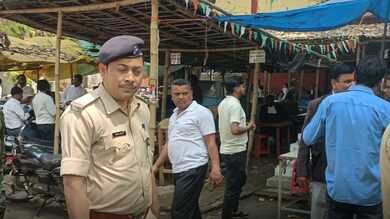 Bomb threats target courts, govt offices in Jharkhand; Ranchi, Dhanbad, Sahibganj on high alert Bomb threats target courts, govt offices in Jharkhand; Ranchi, Dhanbad, Sahibganj on high alert