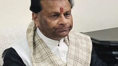 MP: Finance Commission Chairman meets Guv MP: Finance Commission Chairman meets Guv