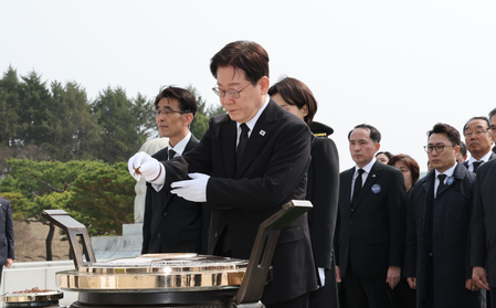 South Korea: Lee honour fallen troops in Yellow Sea, vows to build peace with strong defence capabilities