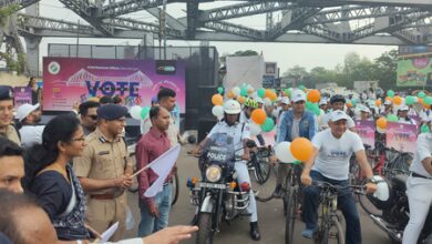 DEO Howrah steps up voter awareness drive in West Bengal via SVEEP cyclothon