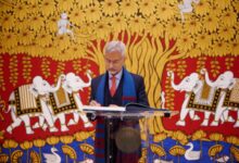 EAM Jaishankar visits Swami Vivekananda Cultural Centre in Paris