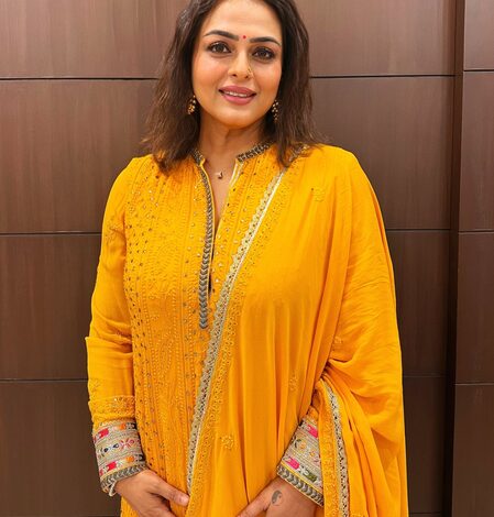 Shilpa Shirodkar spends 4 hours in Mumbai traffic: Would have rather watched Dhurandhar 2 again