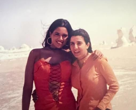 Sameera Reddy says ‘Farah Khan we look like kids’ as she shares a throwback from her first song