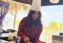 Hina Khan takes cooking lessons during her Maldives vacay