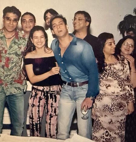 Ameesha Patel drops a throwback pic from her birthday celebration with Salman Khan