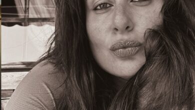 Kareena Kapoor congratulates ‘Veere Di Wedding’ co-star Sonam Kapoor on arrival of her second baby Kareena Kapoor congratulates ‘Veere Di Wedding’ co-star Sonam Kapoor on arrival of her second baby