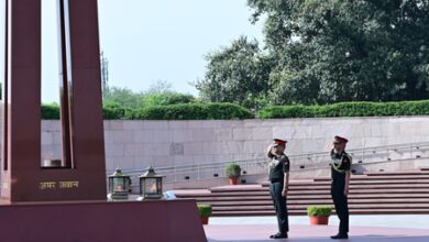 Lt Gen PP Singh steps down as Vice Chief of Army Staff, lays wreath at National War Memorial