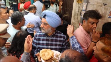 Impromptu visit: Delhi LG TS Sandhu promises early fix to Kamla Nagar Market woes Impromptu visit: Delhi LG TS Sandhu promises early fix to Kamla Nagar Market woes