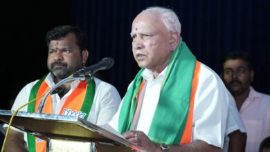 K’taka: Yediyurappa urges voters to defeat Congress in Davanagere