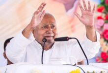 Nitish Kumar expresses displeasure after crowd begins leaving venue in Begusarai