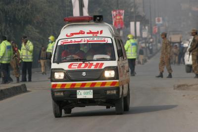 Pakistan: Eight killed, over 50 injured as roof constructed with substandard material collapses