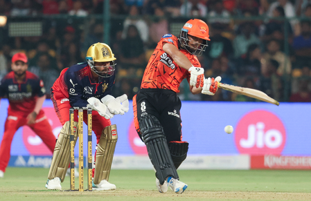 IPL 2026: Kishan’s 80, Aniket’s 43 powers Sunrisers Hyderabad to 201/9 against RCB IPL 2026: Kishan’s 80, Aniket’s 43 powers Sunrisers Hyderabad to 201/9 against RCB