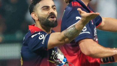 IPL 2026: Kohli blows flying kiss to wife Anushka after emphatic RCB victory