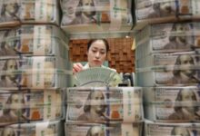 Foreign currency deposits in S. Korea fall for 2nd month in Feb