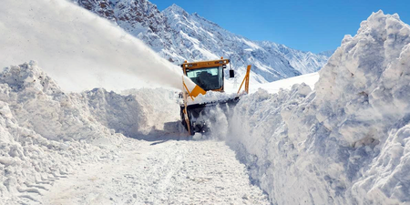 Srinagar-Leh highway closed after Zojila avalanche, 3 drivers rescued
