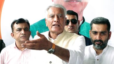 Announce implementation of crop insurance scheme: Punjab BJP chief asks CM